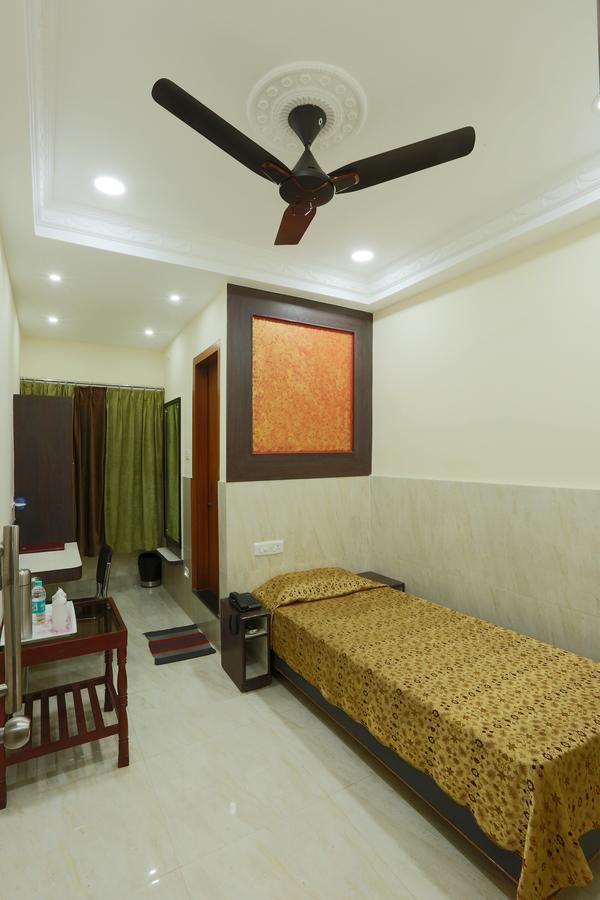 Hotel Sunview International Guwahati Bagian luar foto