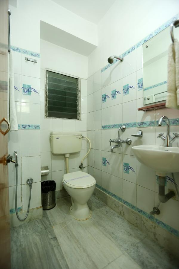Hotel Sunview International Guwahati Bagian luar foto